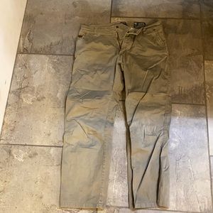 Men’s size 34x30 Kuhl pants